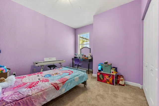 Residence photo 18