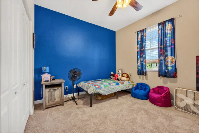 Residence photo 20