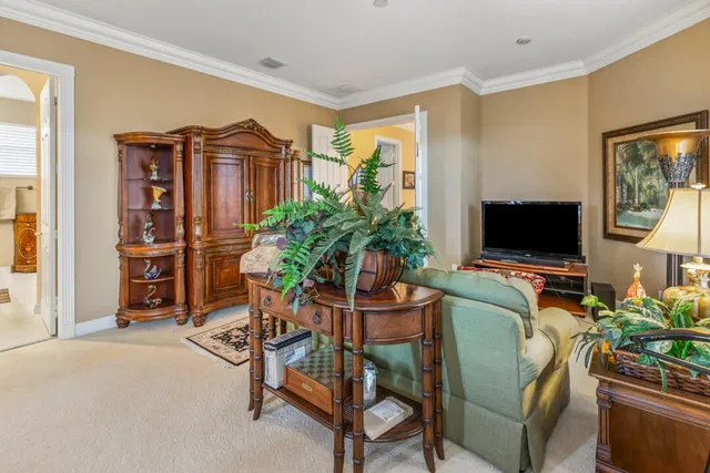 Residence photo 27