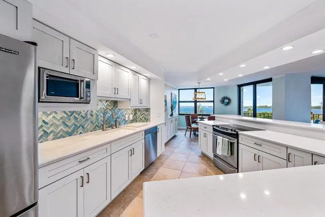 Harbour Point Singer Island Unit 305 photo 4