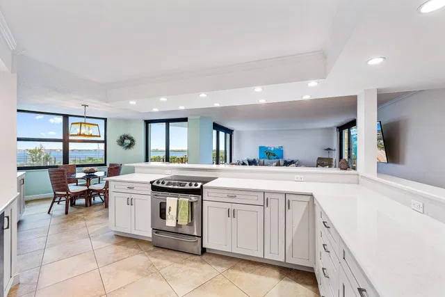 Harbour Point Singer Island Unit 305 photo 8