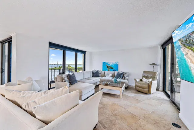 Harbour Point Singer Island Unit 305 photo 7