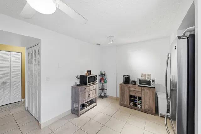Residence photo 8