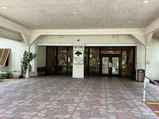 Residence photo 23
