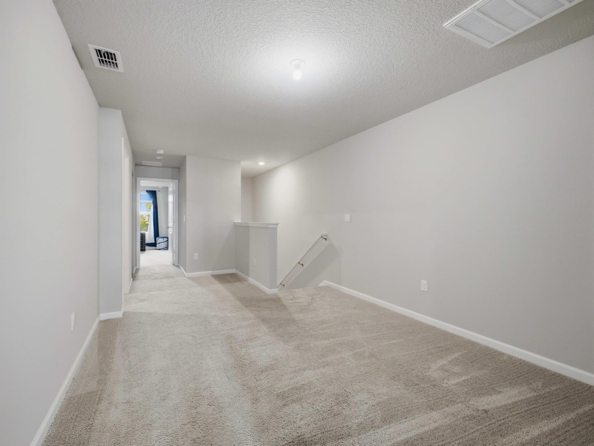 Residence photo 19