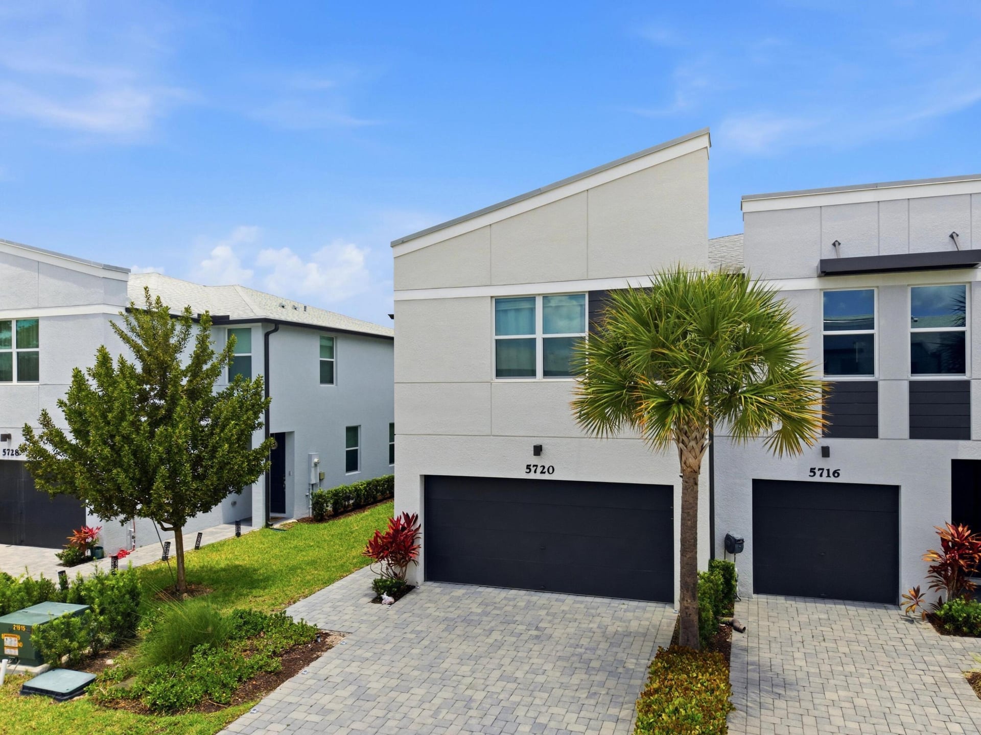 Residence photo 48