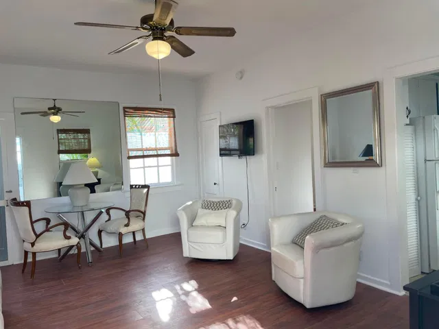 Royal Park Unit Cottage photo 6