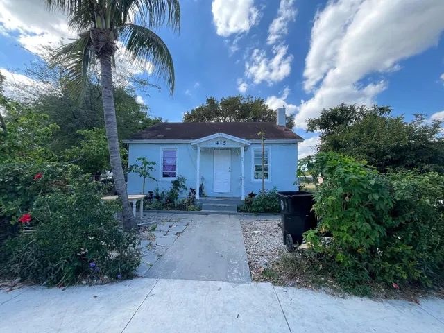 Residence photo 3