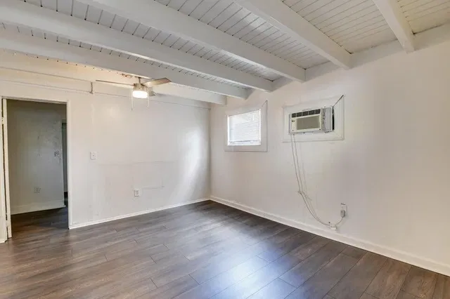Residence photo 15