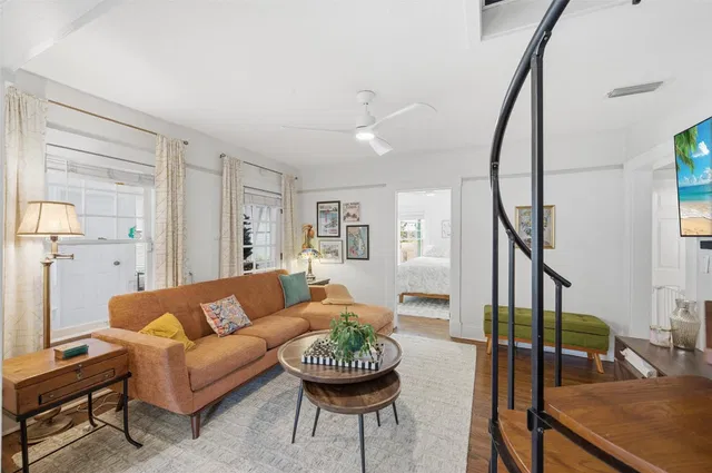  Residence photo 18