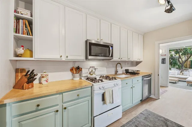  Residence photo 20