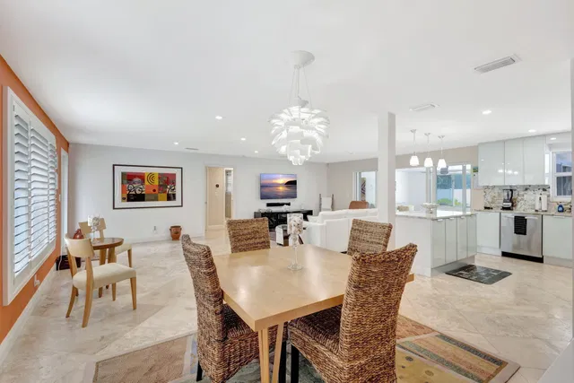 Singer Island Residence photo 16