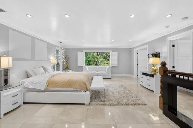 Residence photo 26