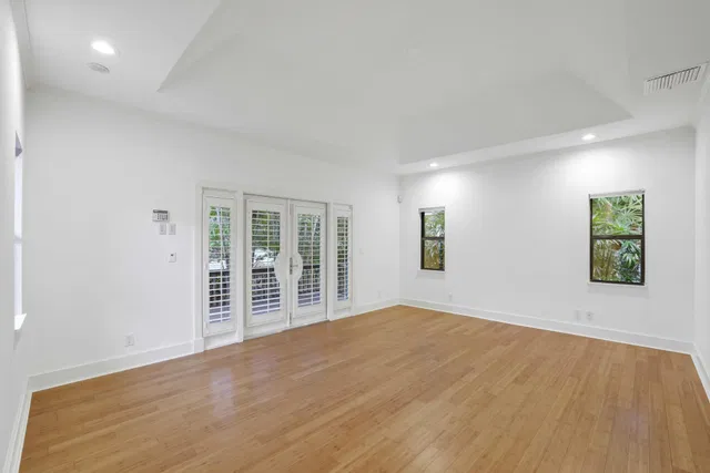 SoSo West Palm Beach Residence photo 26