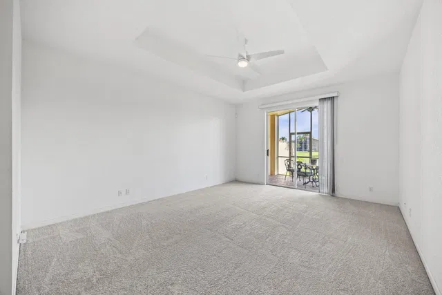 Residence photo 14