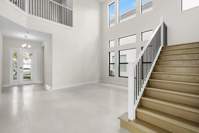 Residence photo 3