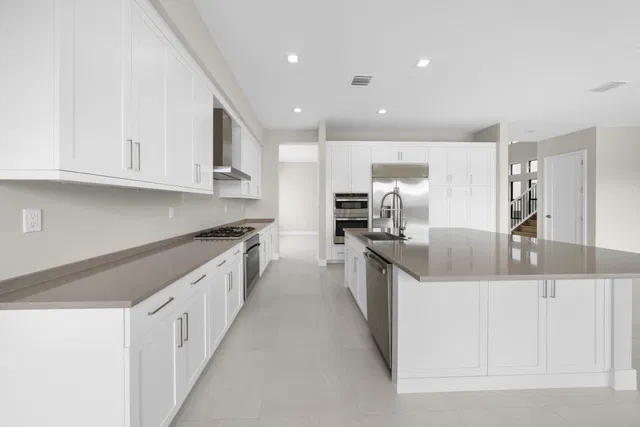 Residence photo 11