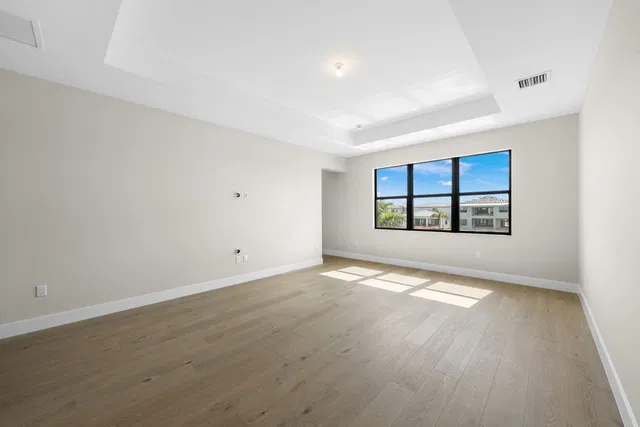 Residence photo 47