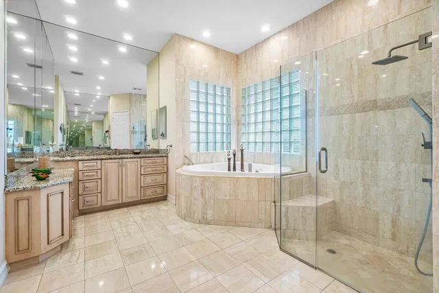 PGA National Palm Beach Gardens Residence photo 17