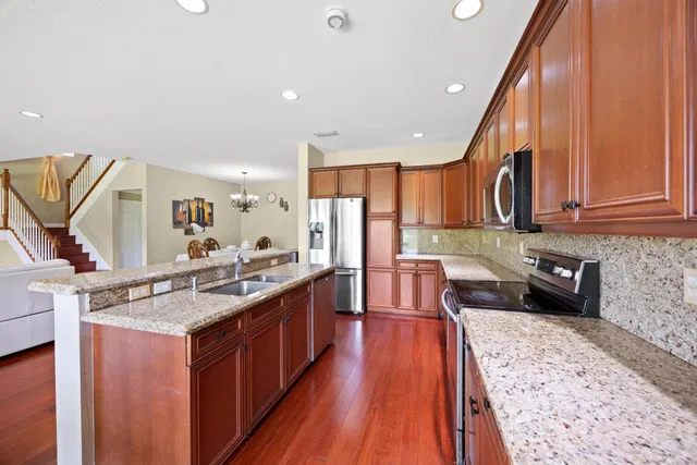 Residence photo 18