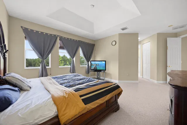 Residence photo 24