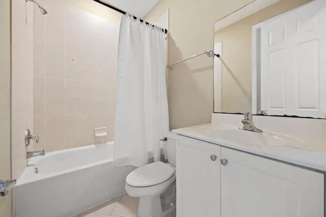 Residence photo 42