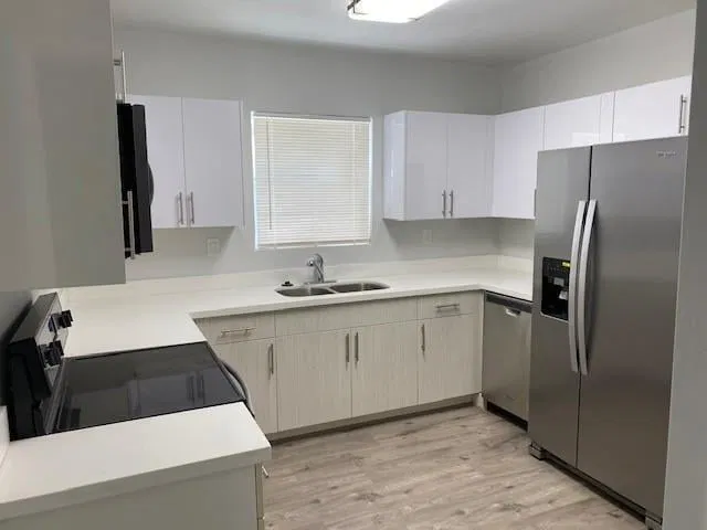 West Palm Beach Residence photo 2
