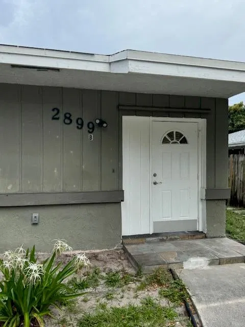 Residence photo 2