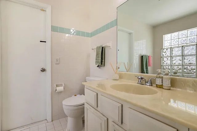  Residence photo 24