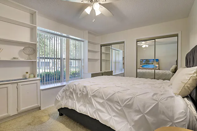  Residence photo 25