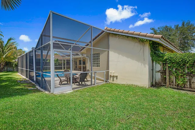  Residence photo 38