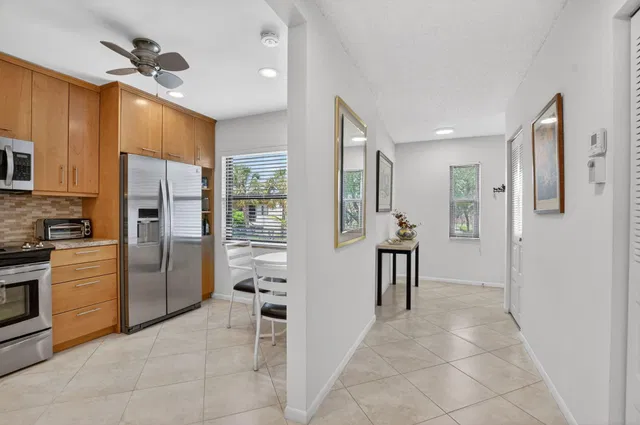 Boca Lago Country Club Homes Unit D photo 5