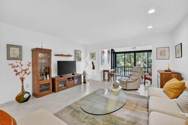 Boca Lago Country Club Homes Unit D photo 14