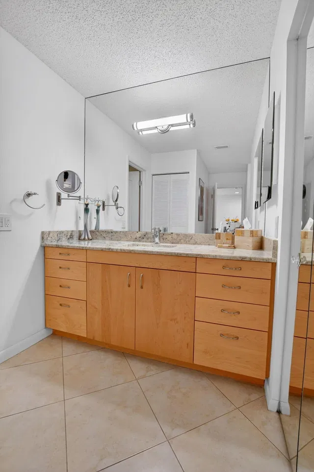 Boca Lago Country Club Homes Unit D photo 24