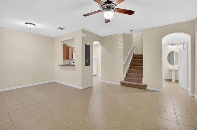  Residence photo 17