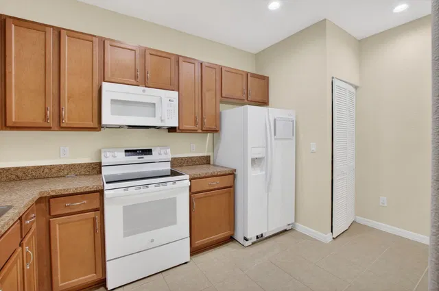  Residence photo 23