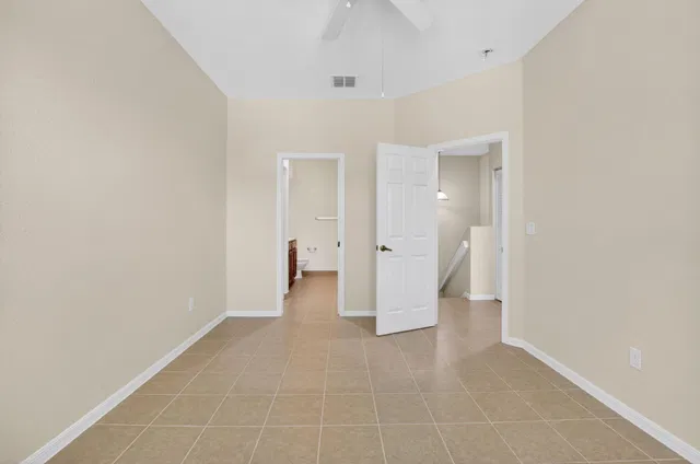  Residence photo 31