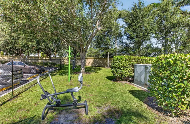  Residence photo 48