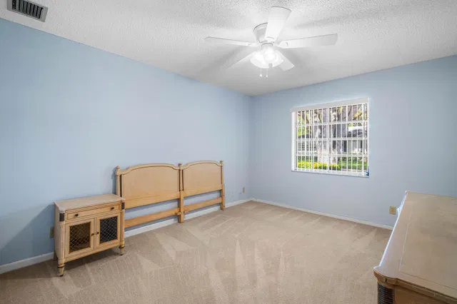 Unit 193 photo 20