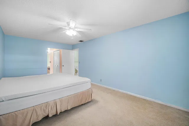 Unit 193 photo 24