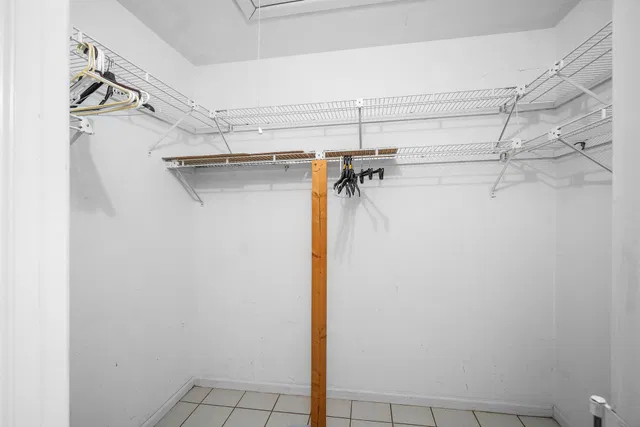 Unit 193 photo 26
