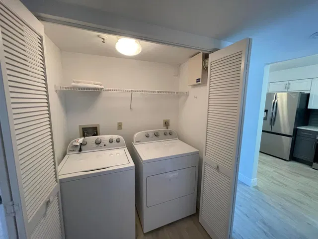 Unit 202 photo 18