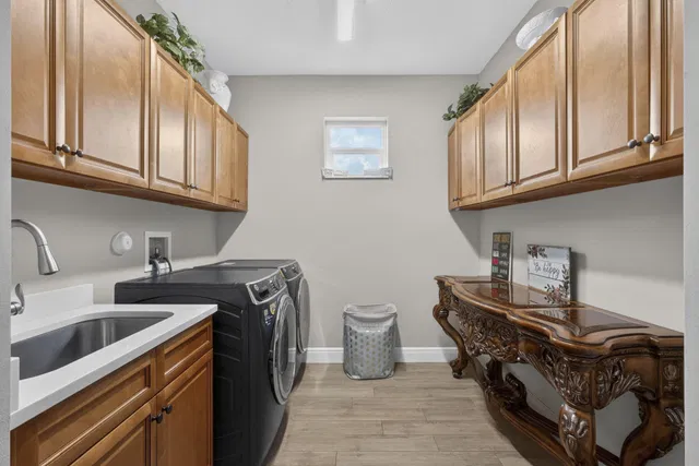 Residence photo 42
