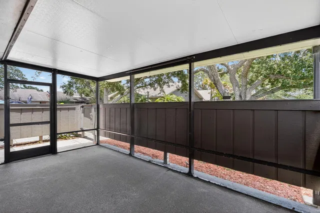  Residence photo 10