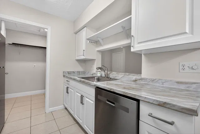  Residence photo 23