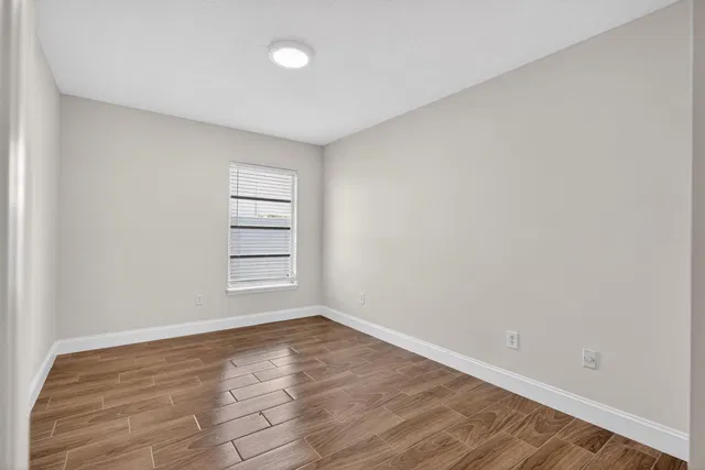  Residence photo 26