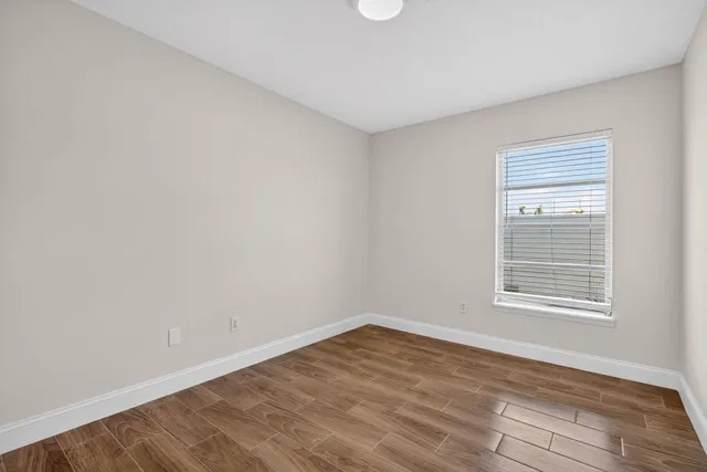  Residence photo 27
