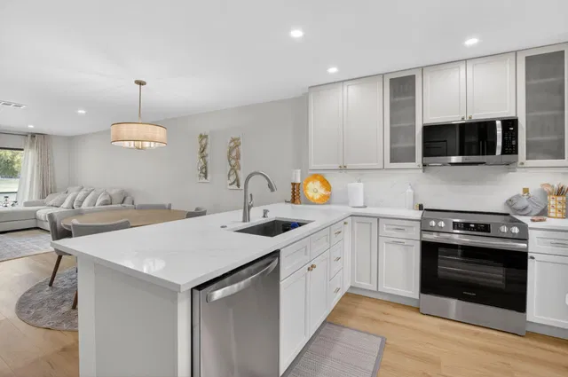 Boca Lago Country Club Homes Unit 23e photo 14