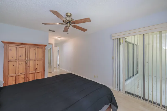 Unit 123d photo 14
