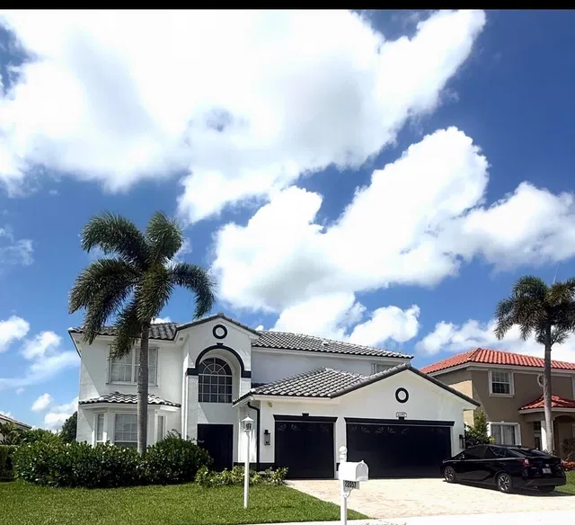 Residence photo 2